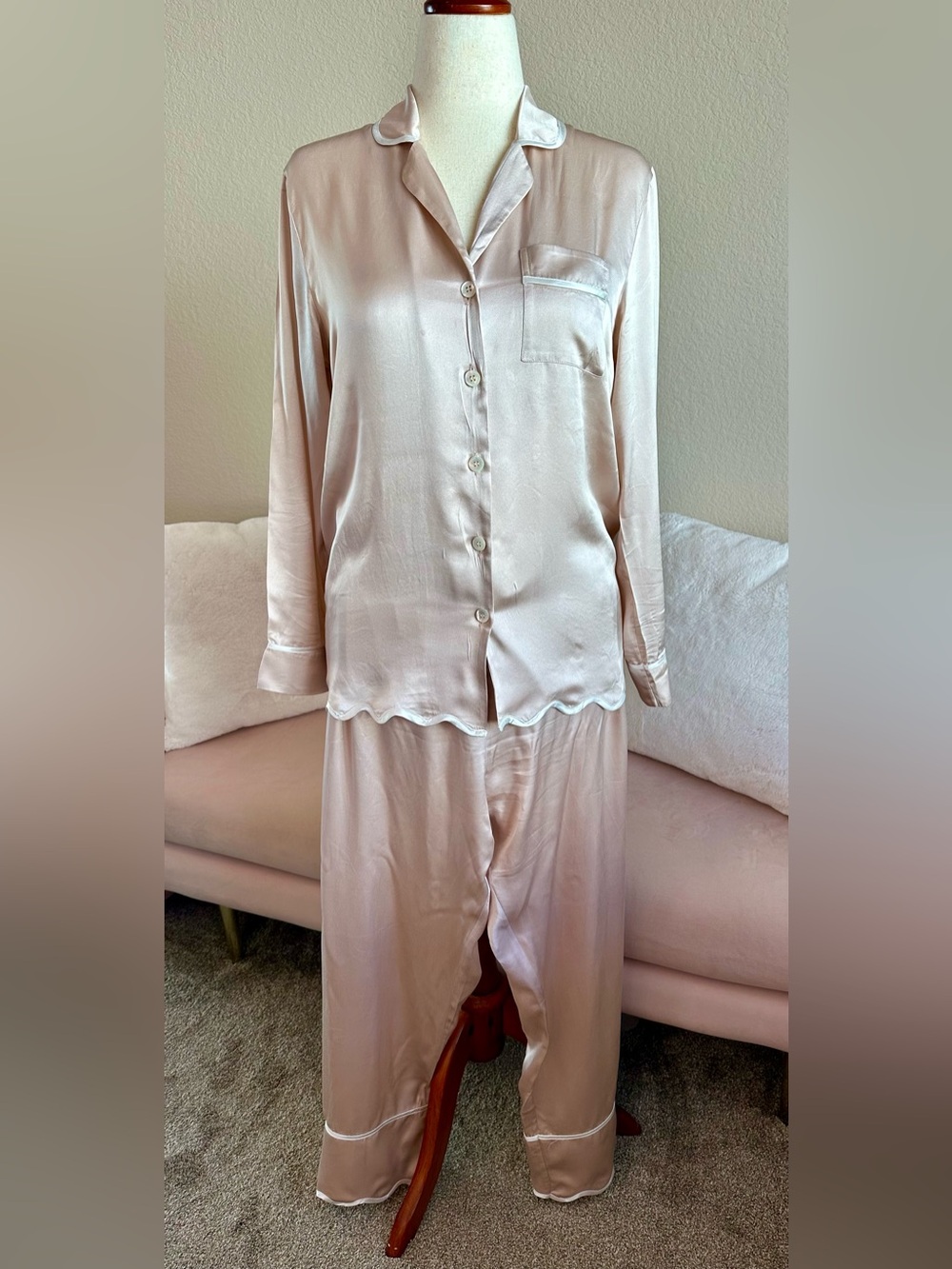 Daisy Mulberry Silk PJ Set Pink Champagne LS Button Up Top & Pants Size M Luxury